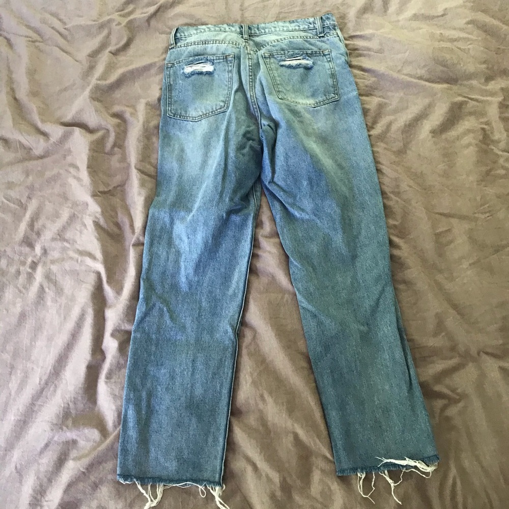 DSTLD High Rise Distressed Jeans - Picture 5 of 6